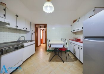 cucina - Four-room apartment Via della Croce 2, Taranto - photo 20