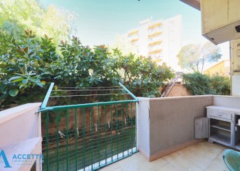 balcone - Four-room apartment Via della Croce 2, Taranto - photo 21