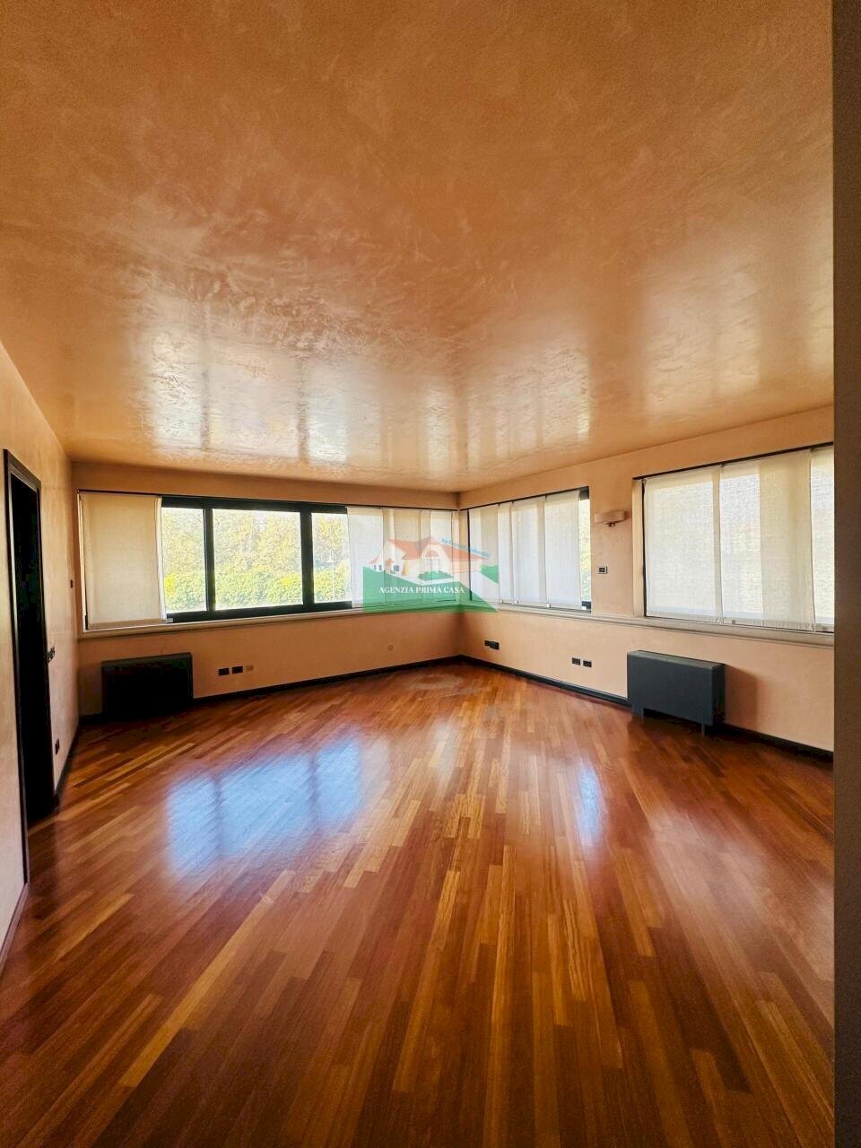 PHOTO-2025-11-13-11-18-17.jpg - Ufficio DESTRO CANALE MOLINETTO, Ravenna - foto 3