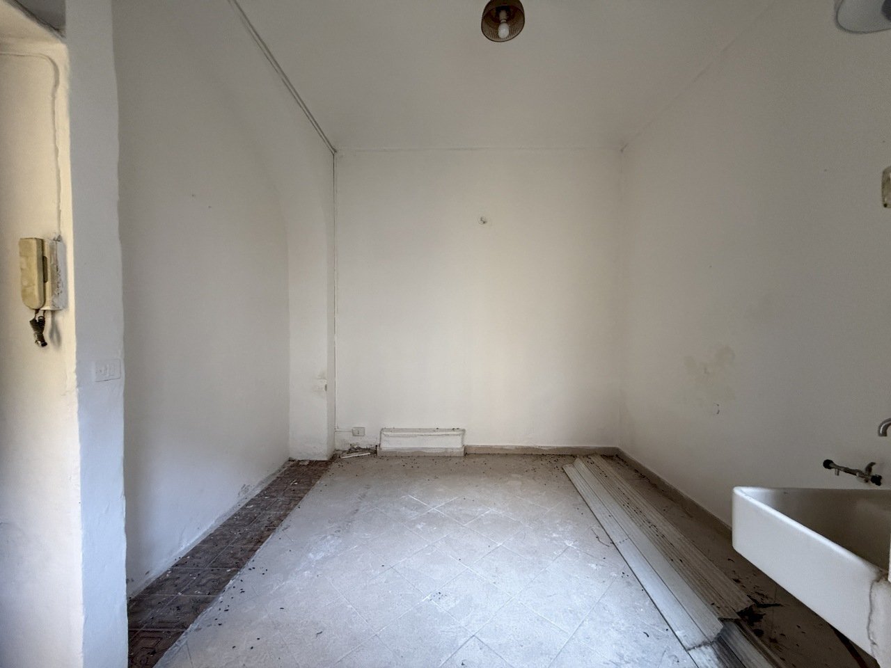 IMG_3592.JPG - One-room apartment Via Sigismondo Gerdil 3, Torino (neighborhood Valdocco) - photo 2