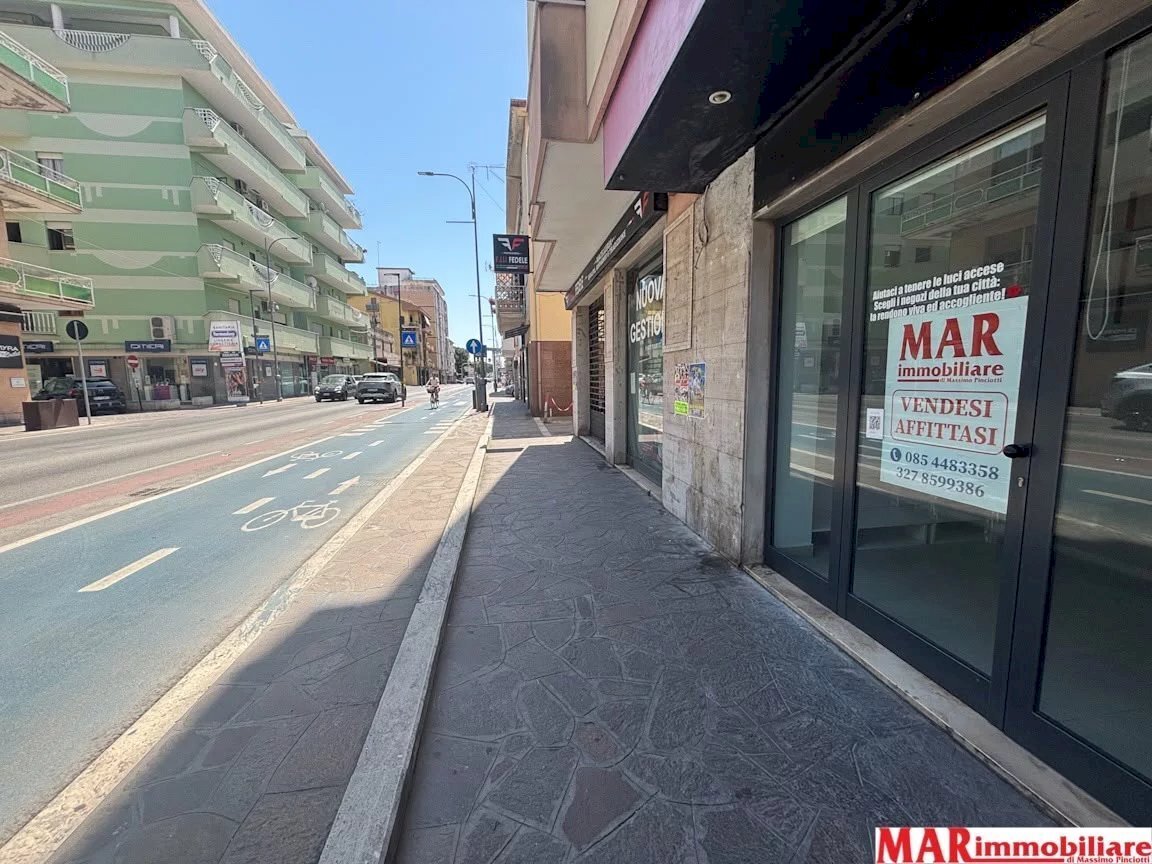 Locale Commerciale Corso Umberto I, Montesilvano - foto 3