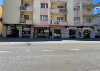 Locale Commerciale Corso Umberto I, Montesilvano - foto 2