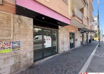 Commercial Premises Corso Umberto I, Montesilvano - photo 5
