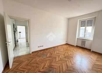 Trilocale Viale Gabriele D'annunzio, Milano (zona Ticinese) - foto 1