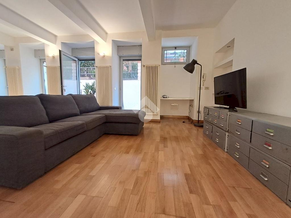 Trilocale Via Andrea Maffei, Milano - foto 3