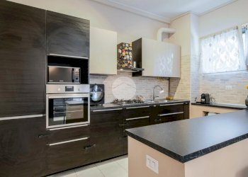 Trilocale Via Privata Piero Martinetti, Milano (zona Bande Nere) - foto 8