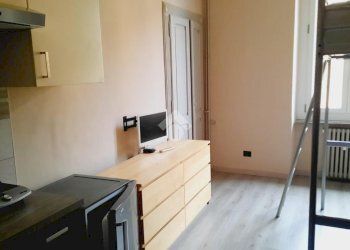 One-room apartment Corso Spezia, Torino (neighborhood Nizza Millefonti) - photo 1