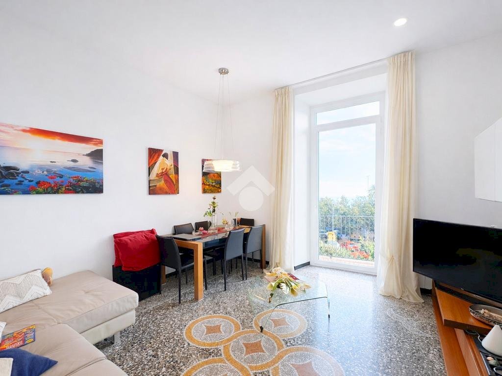 Four-room apartment Corso Cristoforo Colombo, Savona (neighborhood Centro) - photo 2