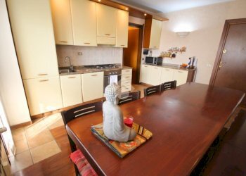 Four-room apartment Via Fratelli Cervi, Cornaredo - photo 1