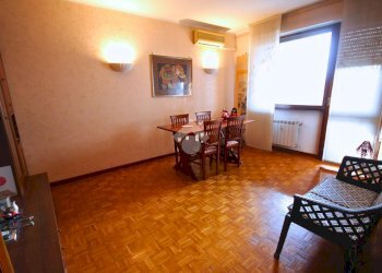 Four-room apartment Via Fratelli Cervi, Cornaredo - photo 3