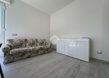 Two-room apartment Via Tonale, Carugate - photo 9