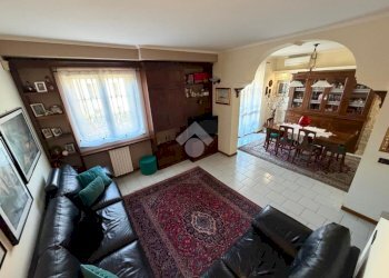 Porzione di casa Via Gen. C. A. dalla Chiesa, Pessano con Bornago - foto 1