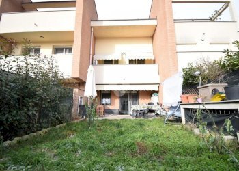 Villa a Schiera Via Piacenza, Cologno Monzese - foto 1