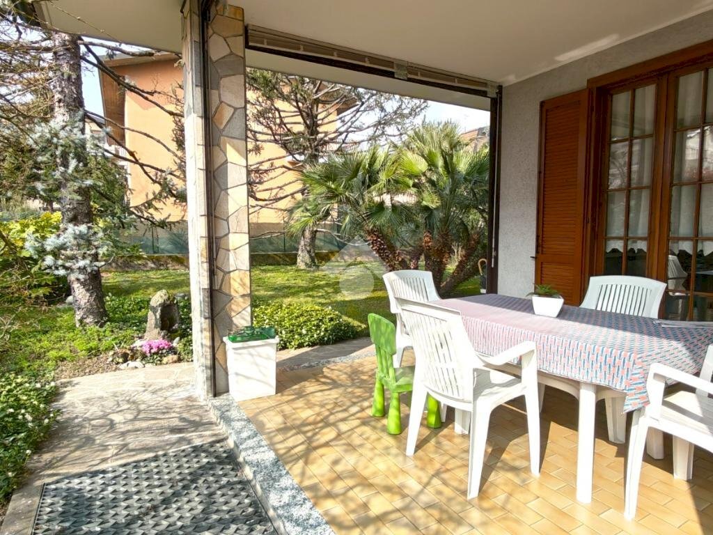 Portion of a house Via San Carlo, Senago - photo 2