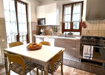 Portion of a house Via San Carlo, Senago - photo 18