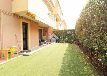 Three-room apartment Via Pellico, Sedriano - photo 4