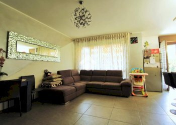 Three-room apartment Via Pellico, Sedriano - photo 12