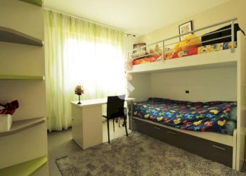 Three-room apartment Via Pellico, Sedriano - photo 20