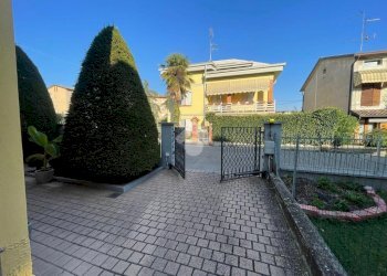 Quadrilocale via Montessori, Castelnovo di Sotto - foto 2