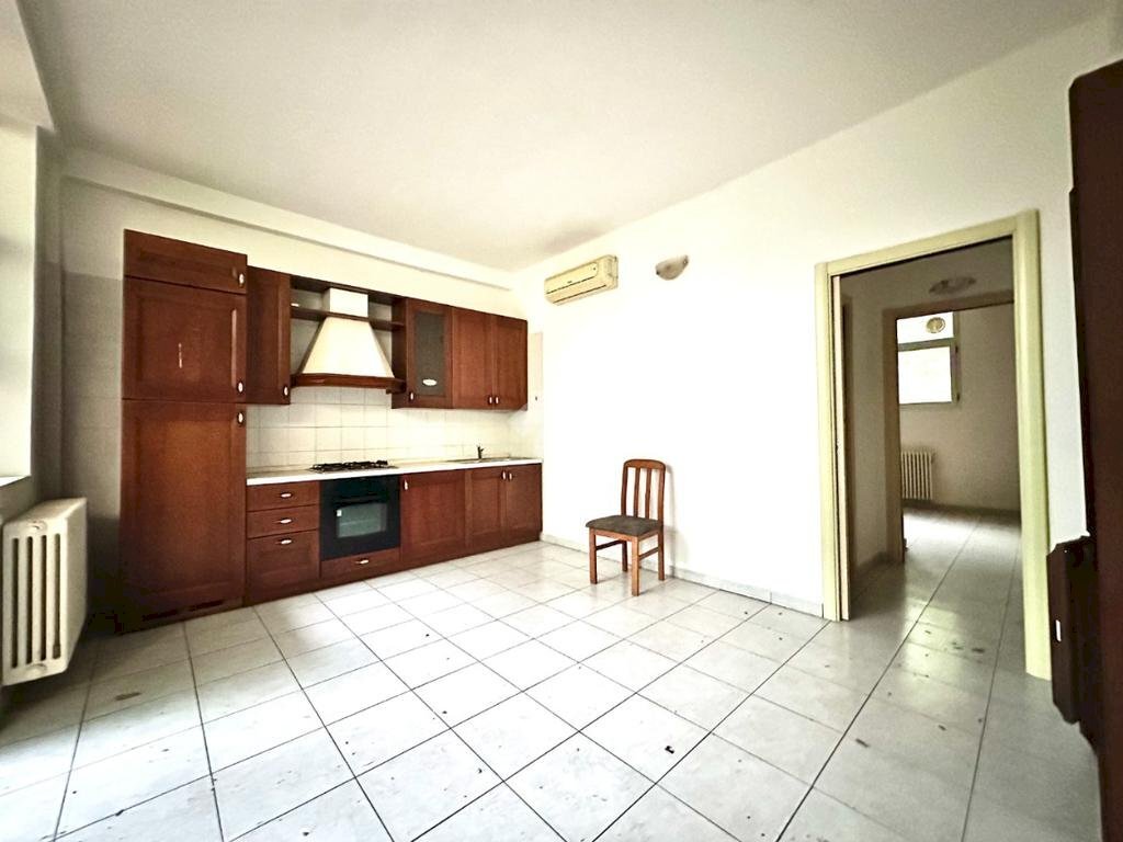 Two-room apartment Via Gherardo Opizzoni, Tortona - photo 1