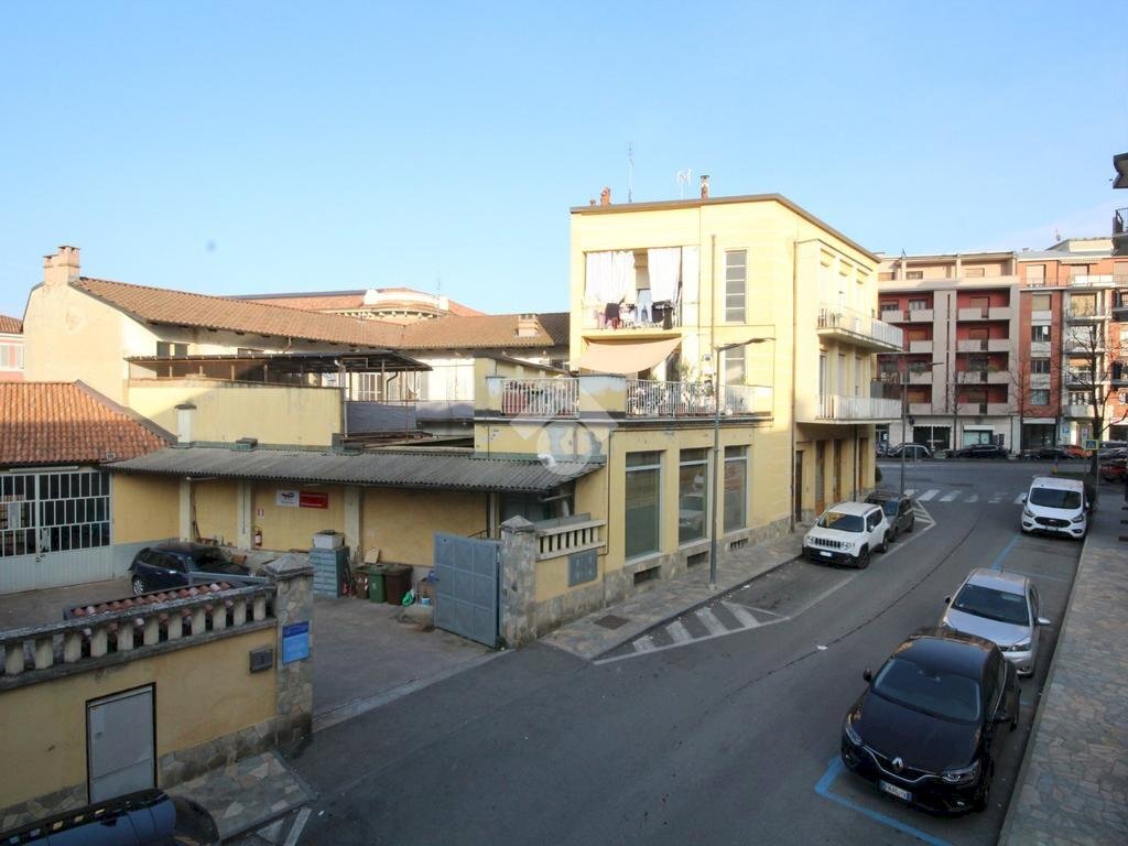 Trilocale Via Duccio Galimberti, Alba - foto 1