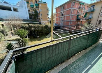 Two-room apartment Via Arpinati, Rapallo - photo 1