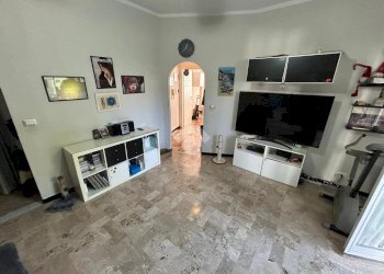 Two-room apartment Via Arpinati, Rapallo - photo 3