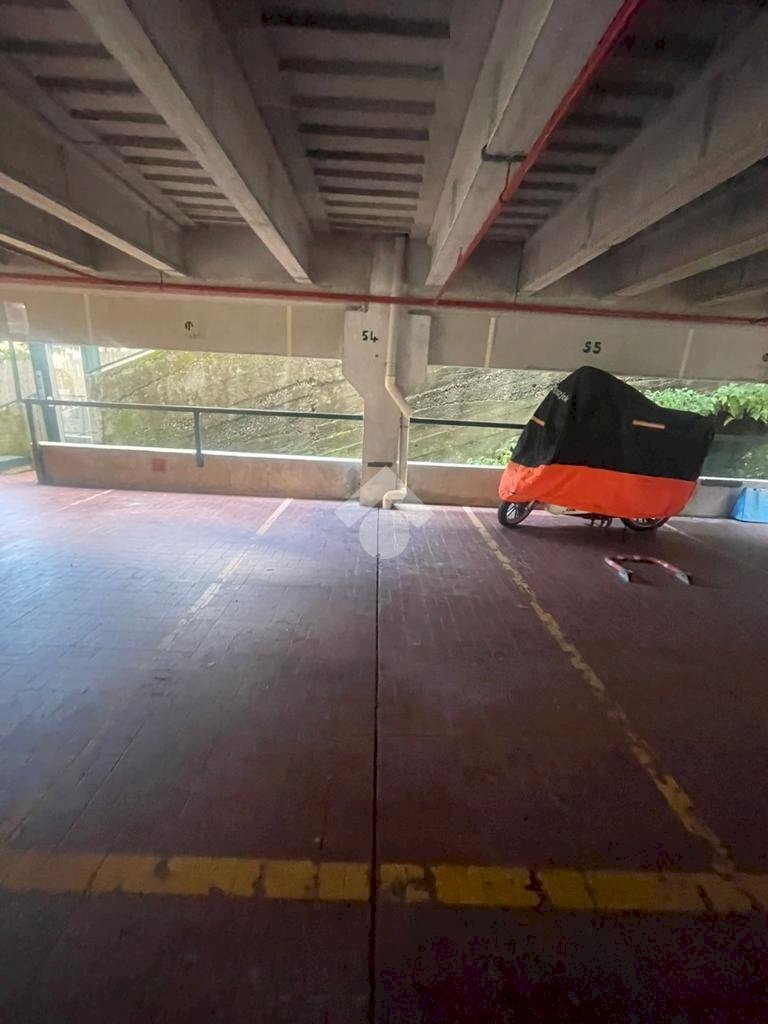 Parking space Via Fratelli Betti, Rapallo - photo 2