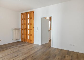 Four-room apartment Solarolo - photo 3