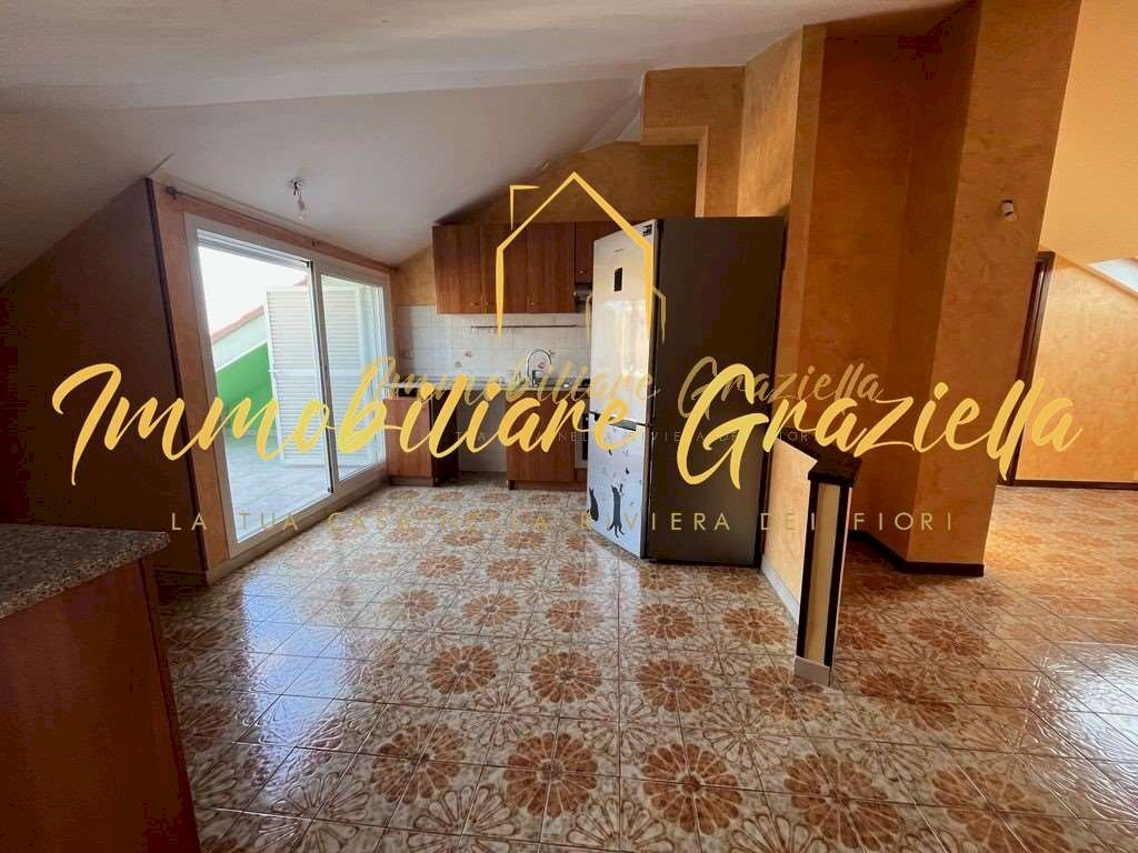 Appartamento Vallecrosia - foto 1