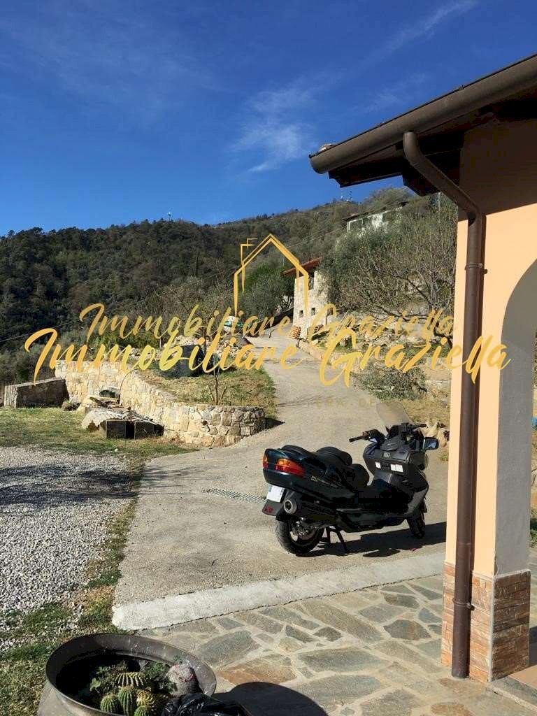 Independent house Dolceacqua - photo 1