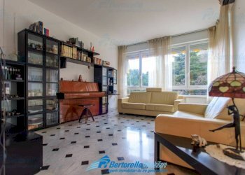 Trilocale Genova (zona Quarto) - foto 6