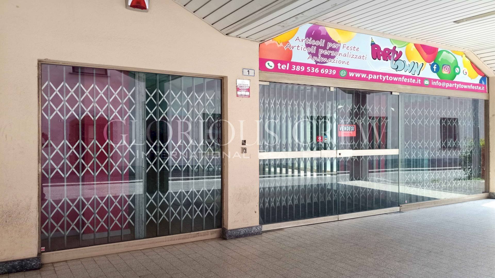 Foto 1 - Shop Via Cavour, Muggiò - photo 1