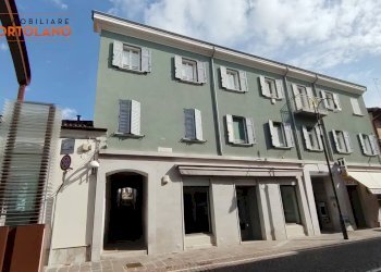 Foto 1 - Locale Commerciale Corso del Popolo
 
2, Monfalcone - foto 1