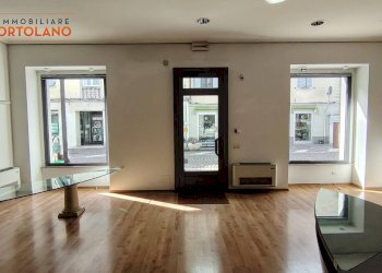 Foto 2 - Locale Commerciale Corso del Popolo
 
2, Monfalcone - foto 2