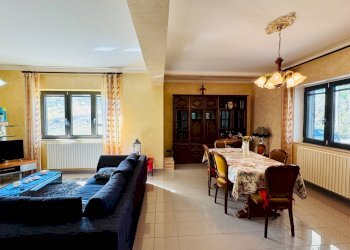 Foto 12 - Villa CONTRADA paragano
 
30, Ariano Irpino - photo 12