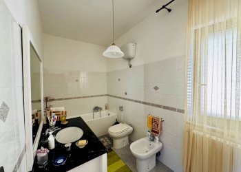 Foto 20 - Villa CONTRADA paragano
 
30, Ariano Irpino - photo 20