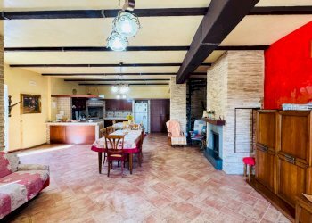 Foto 27 - Villa CONTRADA paragano
 
30, Ariano Irpino - photo 27