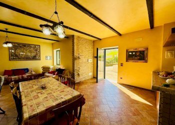 Foto 33 - Villa CONTRADA paragano
 
30, Ariano Irpino - photo 33