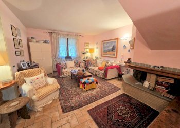 Foto 2 - Casa semi indipendente Via Biscolla, Massa e Cozzile - foto 2