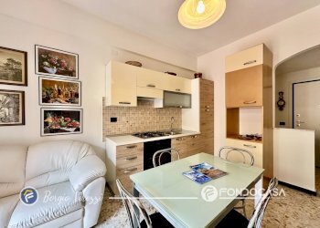 Foto 1 - Trilocale Via Generale Arnaldi, Finale Ligure - foto 1