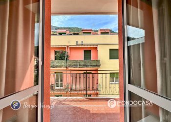 Foto 2 - Trilocale Via Generale Arnaldi, Finale Ligure - foto 2