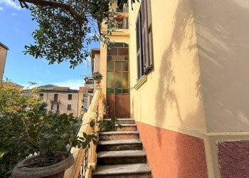 Foto 5 - Independent house Salita Aquileila
 
1, Savona - photo 5