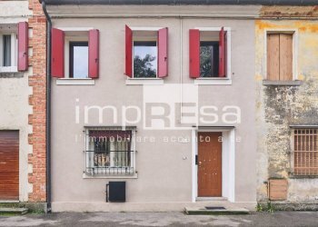 Foto 38 - Terraced Villa VIA ROMA
 
22, Paese - photo 38