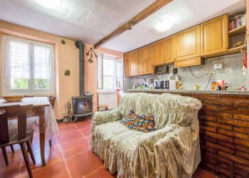 Foto 1 - Casa indipendente Località Fascia di Carlo 16 Torriglia
 
16, Torriglia - foto 1