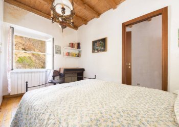 Foto 5 - Casa indipendente Località Fascia di Carlo 16 Torriglia
 
16, Torriglia - foto 5