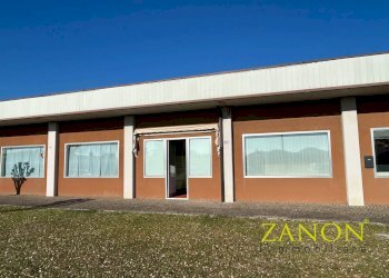 Foto 12 - Locale Commerciale Via Giovanni XXXIII, Corno di Rosazzo - foto 12