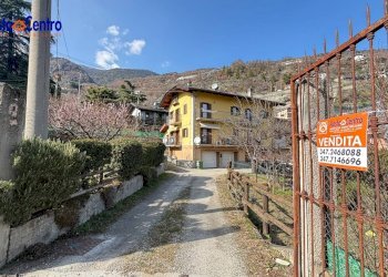 Foto 1 - Trilocale Regione Chabloz
 
17, Aosta - foto 1