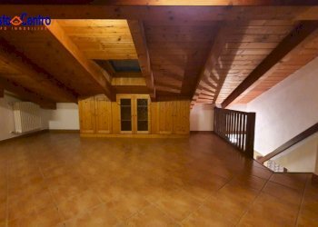 Foto 13 - Trilocale Regione Chabloz
 
17, Aosta - foto 13