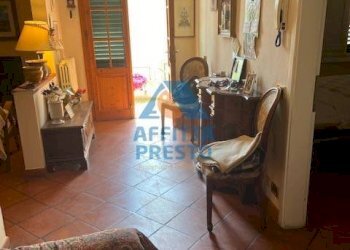 Foto 2 - Three-room apartment Capraia e Limite - photo 2